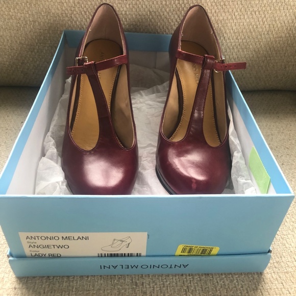 Antonio Melani T Strap Pump AngieTwo Lady Red 8.5 - Picture 1 of 3